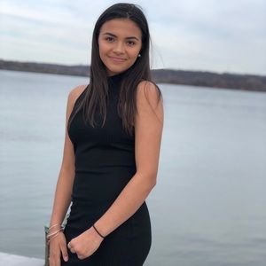 Meet your Posher, Isabelle